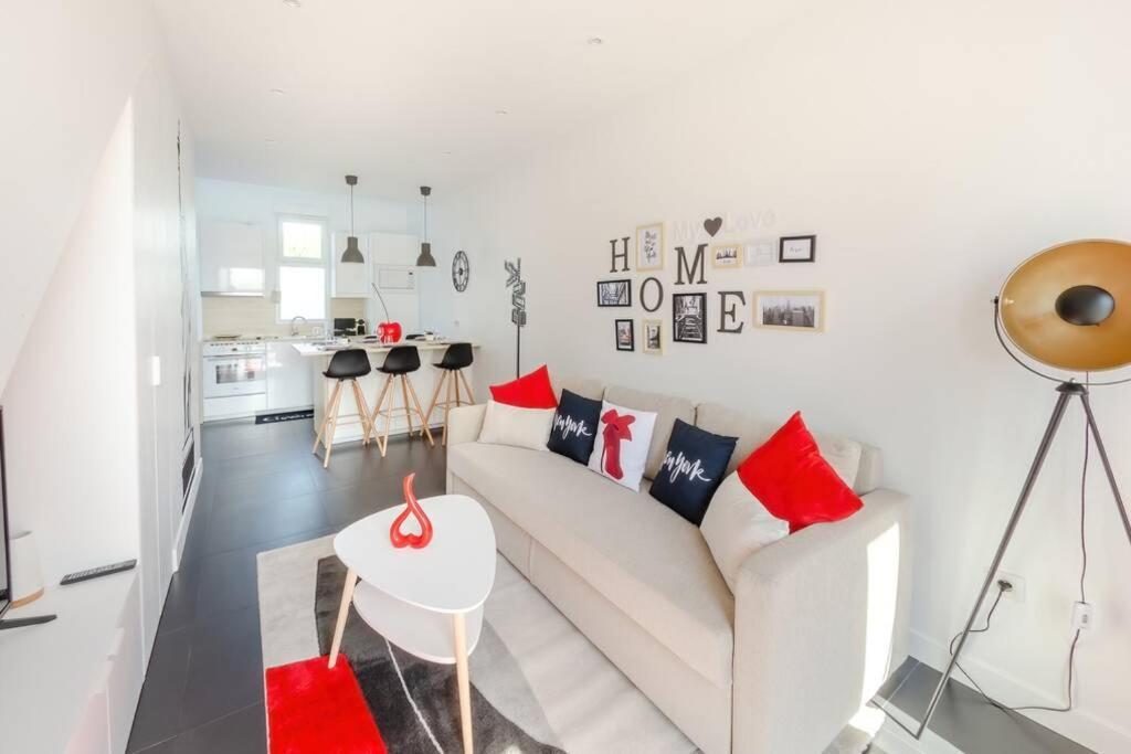 New York House Apartment Villejust ภายนอก รูปภาพ