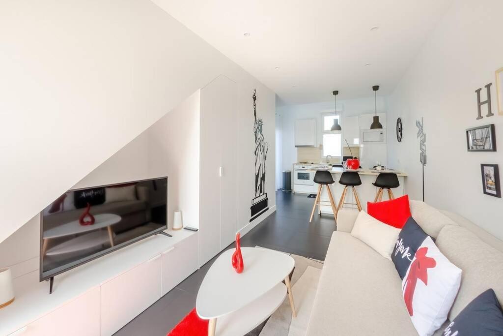New York House Apartment Villejust ภายนอก รูปภาพ